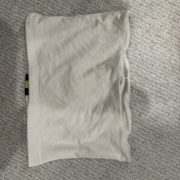 LF top - Picture 2 of 3